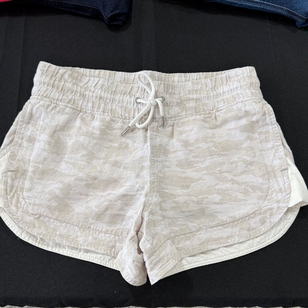 Athleta CaboTide Linen short